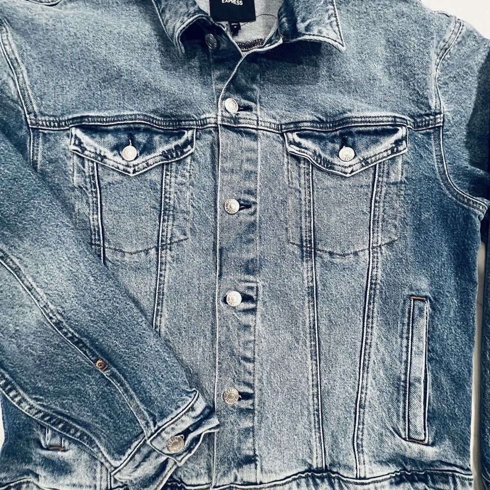 Classic Blue Denim Trucker Jean Jacket Womens M Grunge Basic Casual Express - Picture 6 of 16